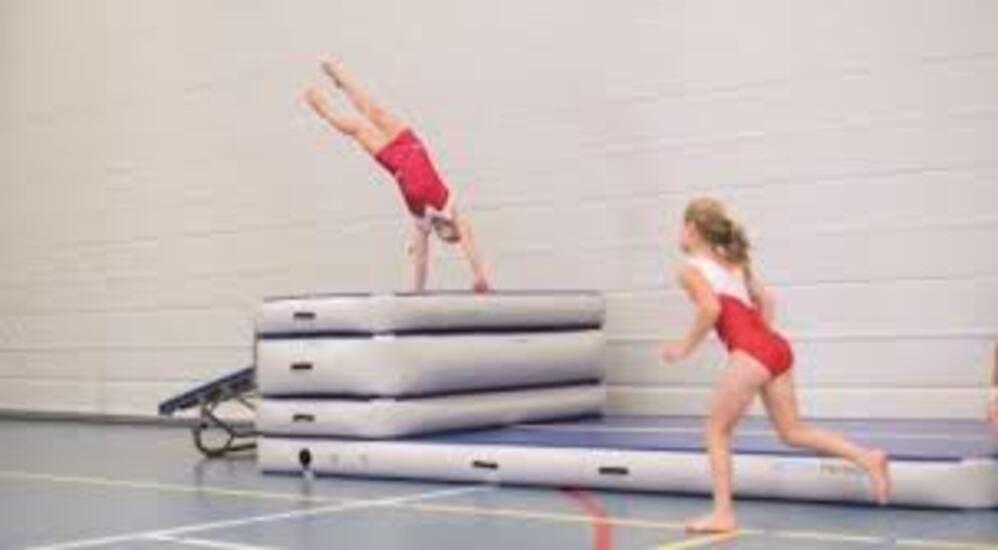 GYM ACROBATIQUE